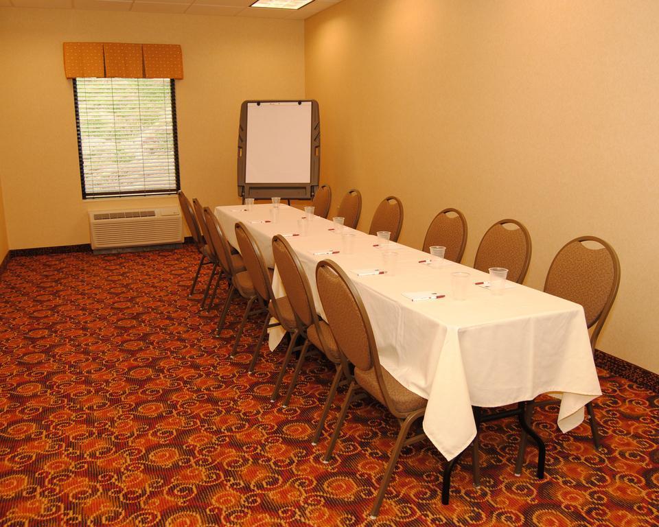 Comfort Suites Altoona Extérieur photo