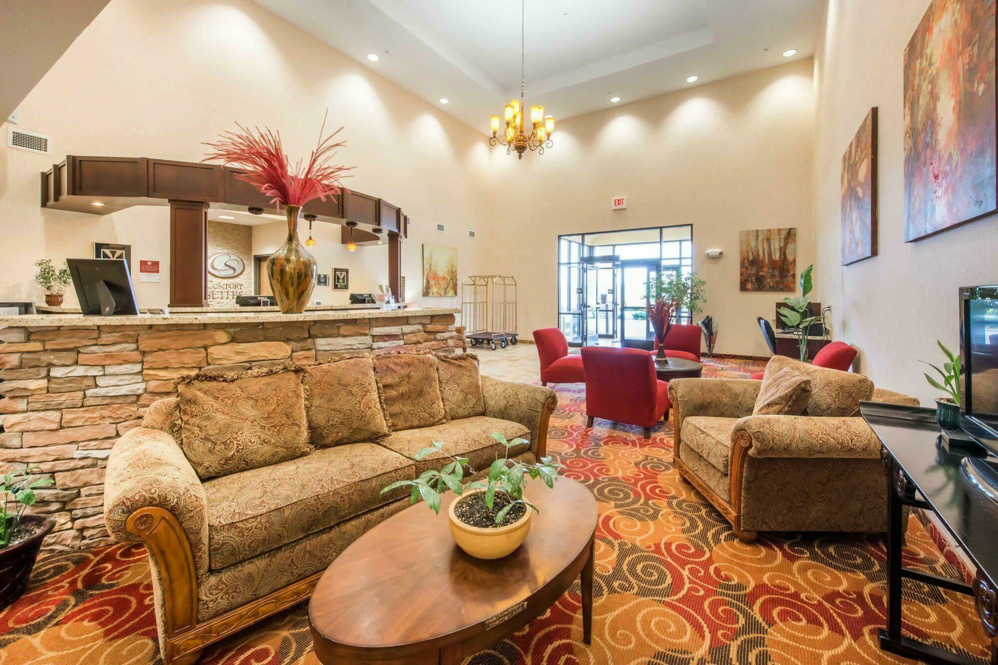 Comfort Suites Altoona Extérieur photo